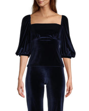 Load image into Gallery viewer, VELVET SQUARE NECK PUFF SLEEVE TOP
